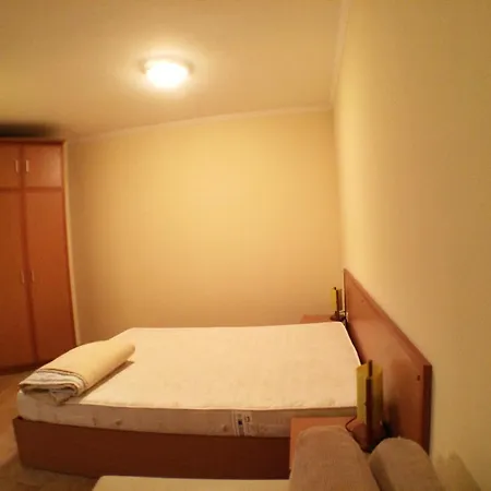 Apartament In Plaza