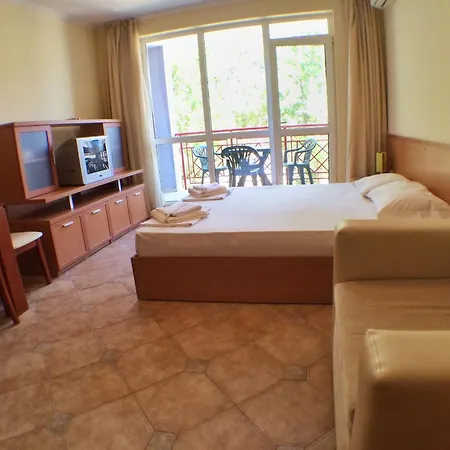 Апартаменты In Plaza