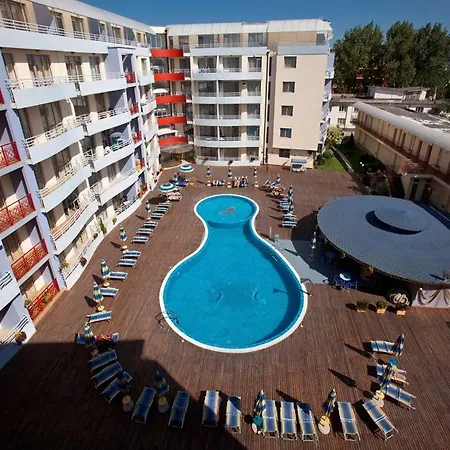 In Plaza Солнечный берег