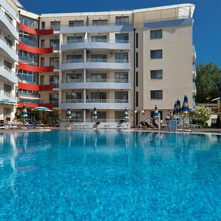 Apartment In Plaza *