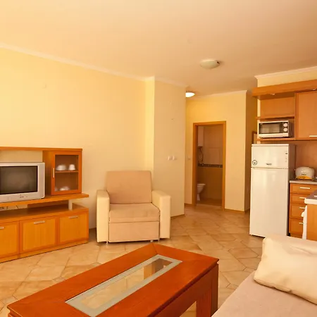 In Plaza Apartment Slantschew brjag